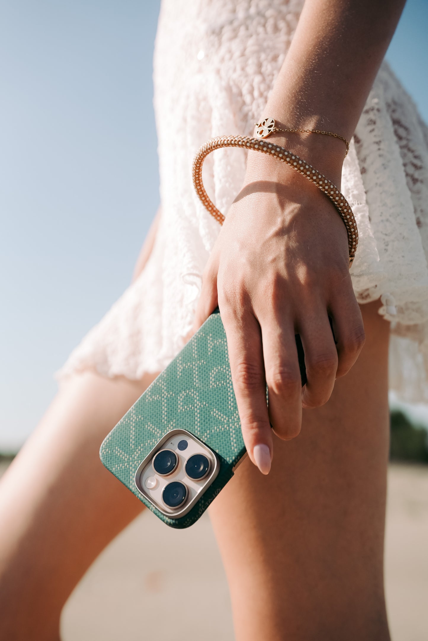 MONOGRAM Ultra Slim - Green & Gold Case