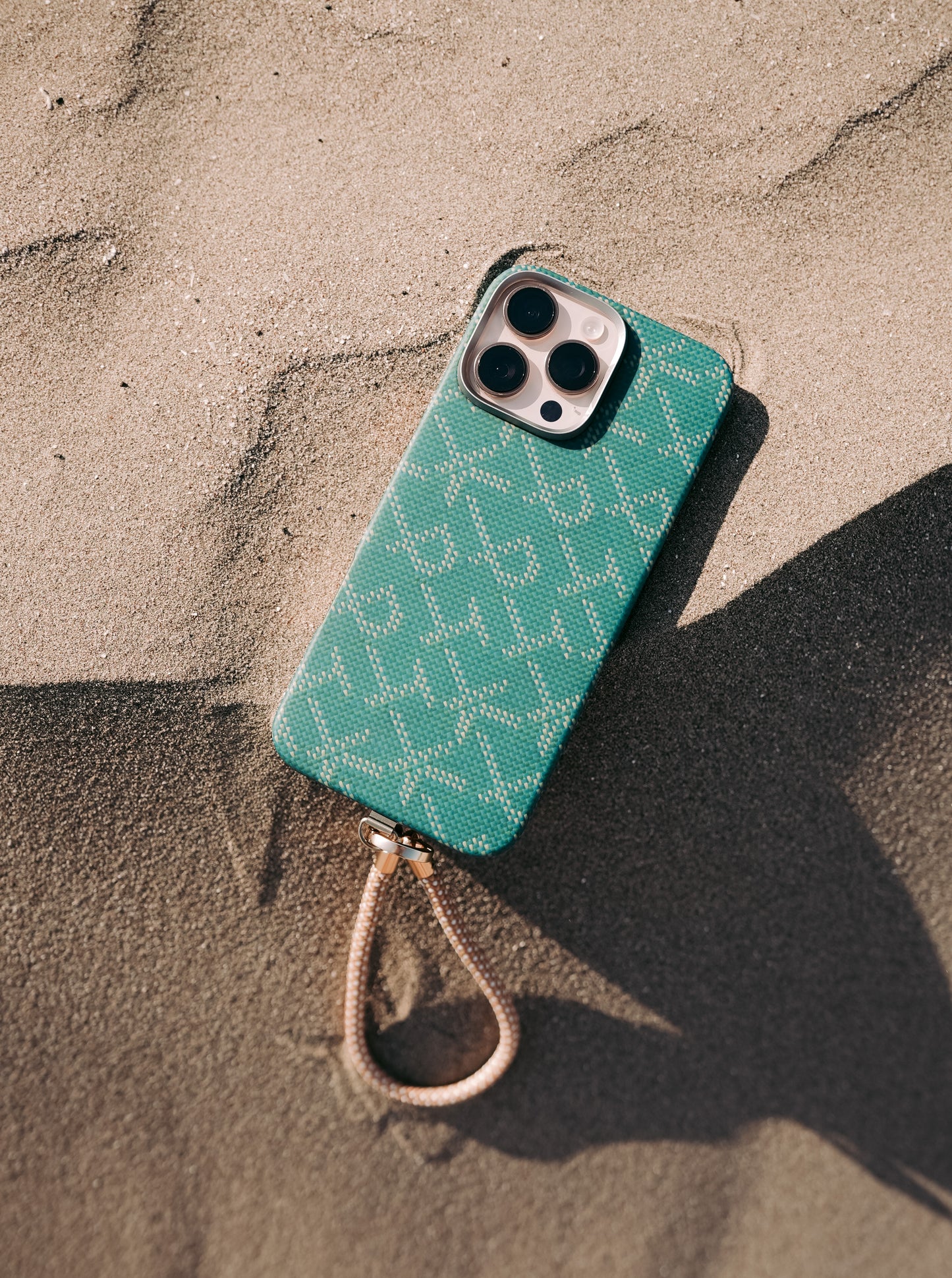 MONOGRAM Ultra Slim - Green & Gold Case