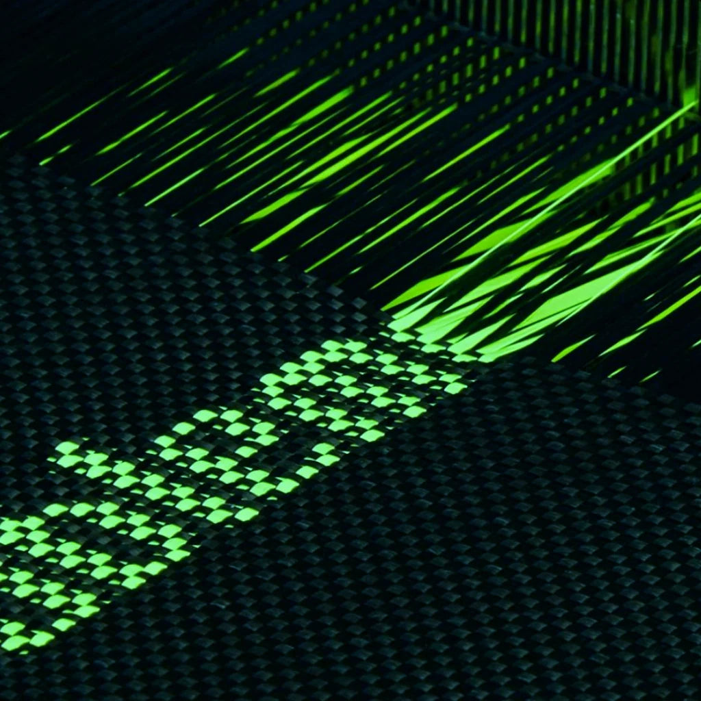 NO PROBLEMO Ultra Slim - LUMINTEX Case for iPhone 16 Pro Max