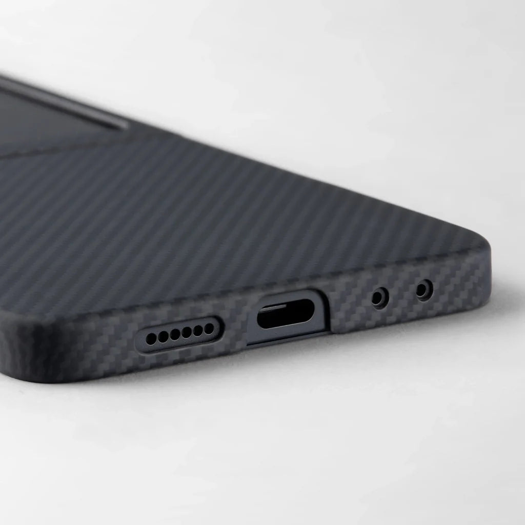 Classic Galaxy Z Flip 7 Ultra Slim Case