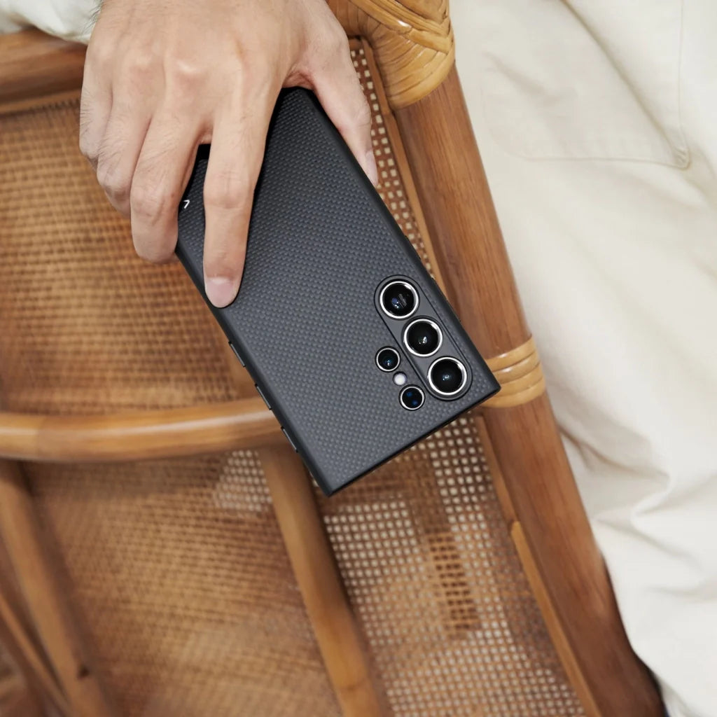 PinButton - Black/Grey Case for Samsung Galaxy S24 Ultra