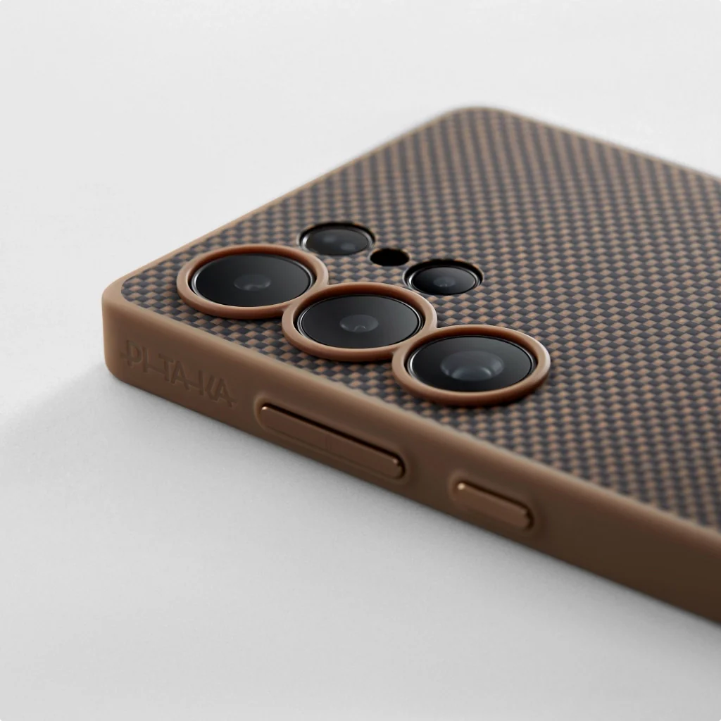 PinButton - Black/Gold Case for Samsung Galaxy S25 Ultra