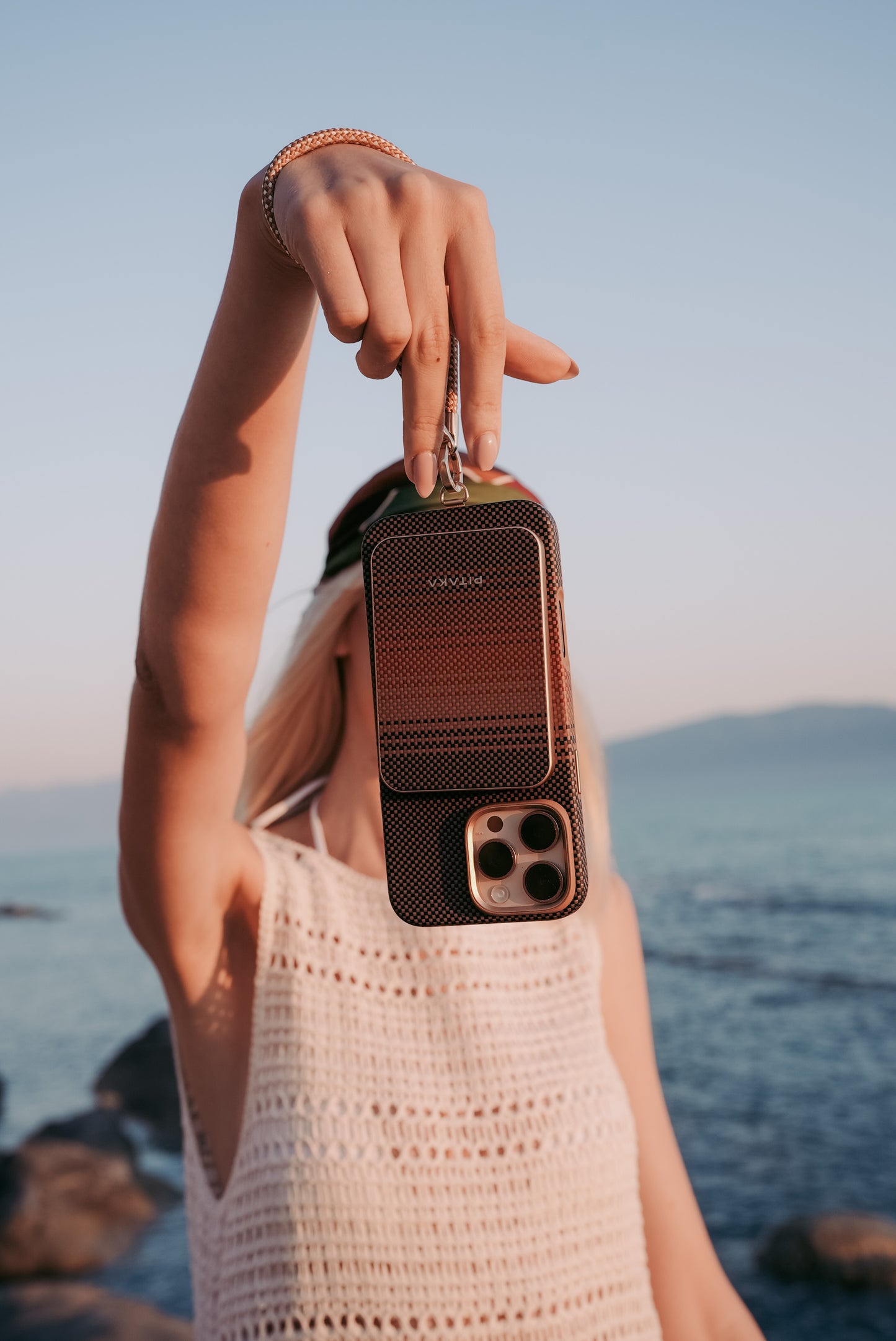 Pitaka Case+ Power Bank/Classic- Moonrise- Sunset