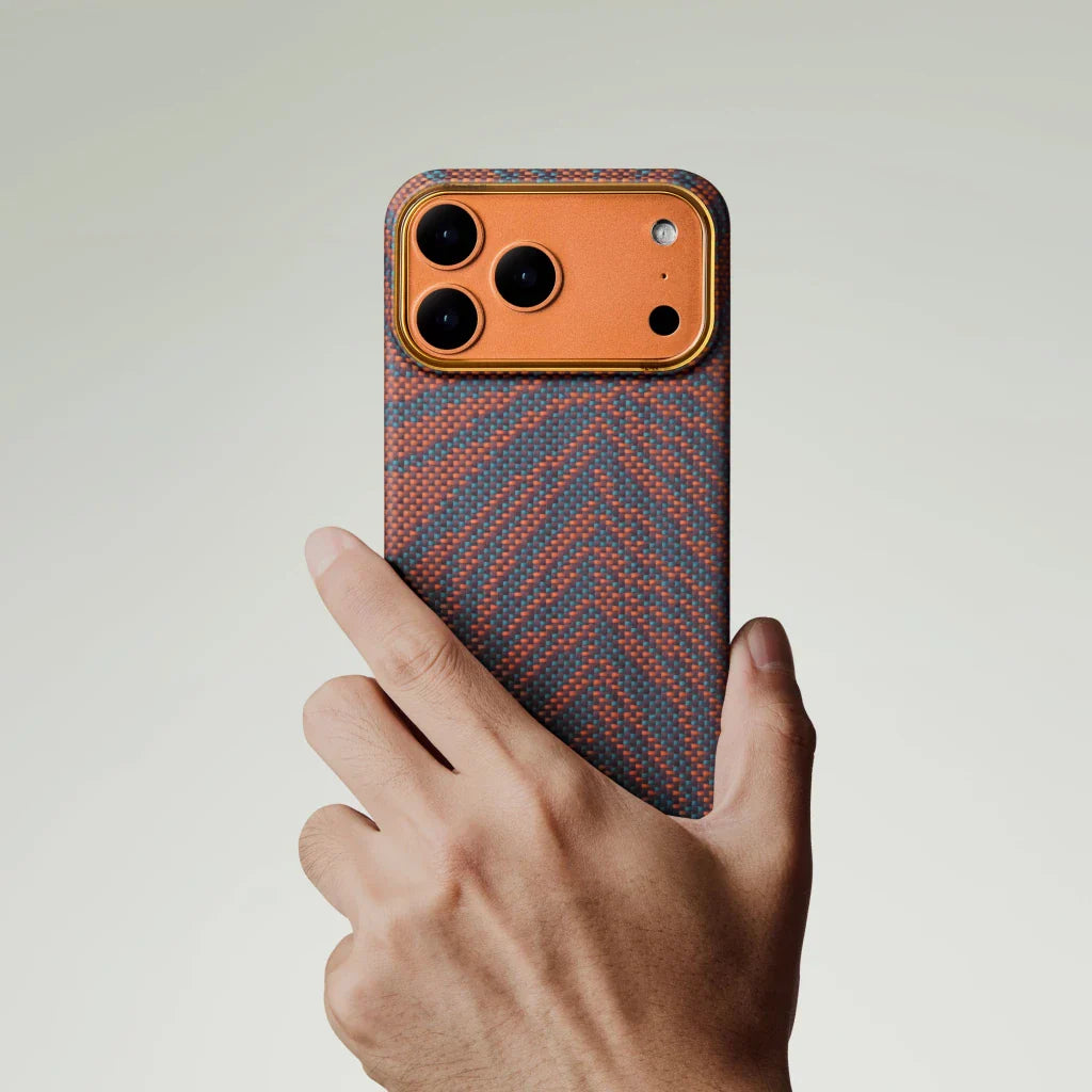iPhone 17 Pro Edge Case Burning Orange (PitaTap™)