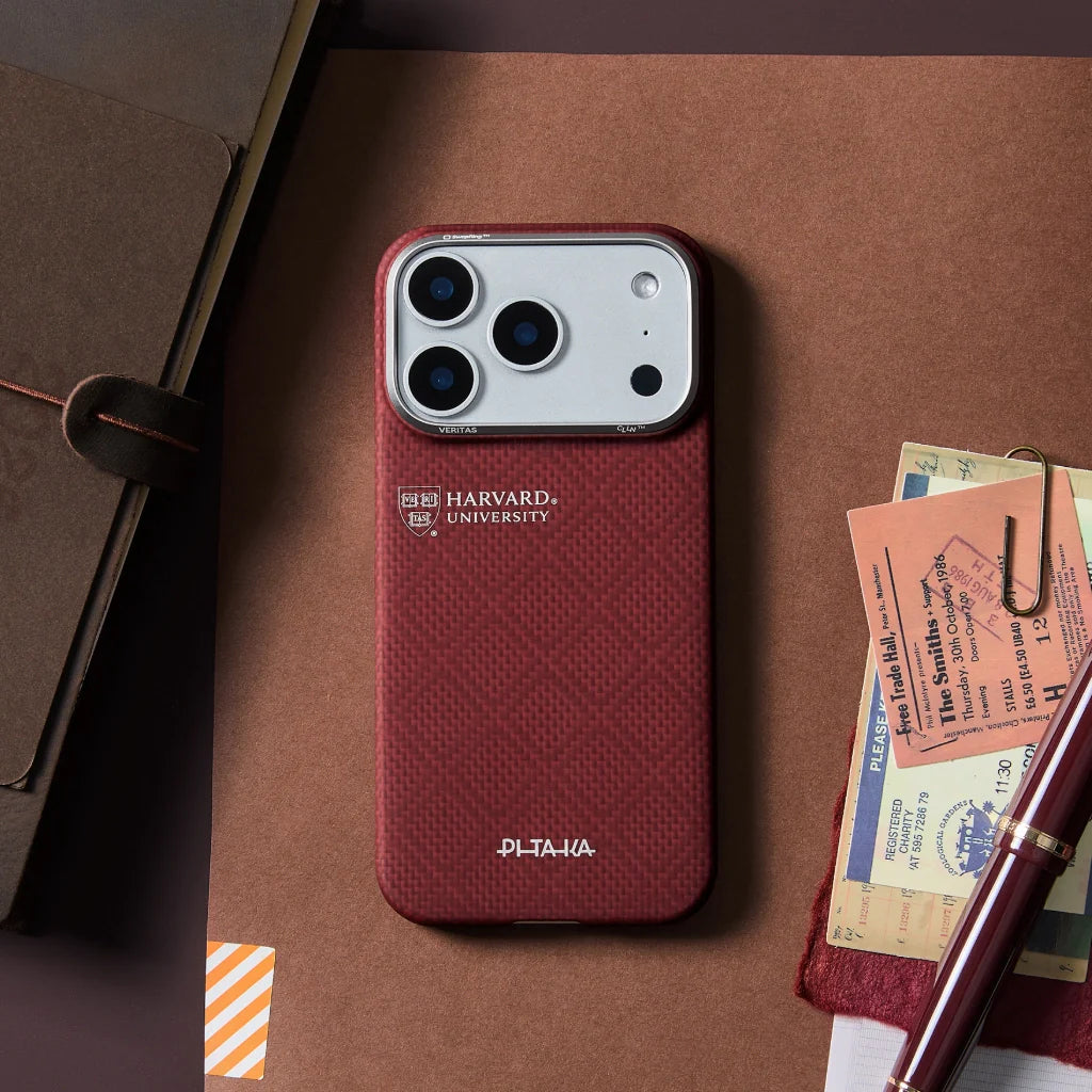 iPhone 17 Pro Edge Case Harvard Crimson (PitaTap™)